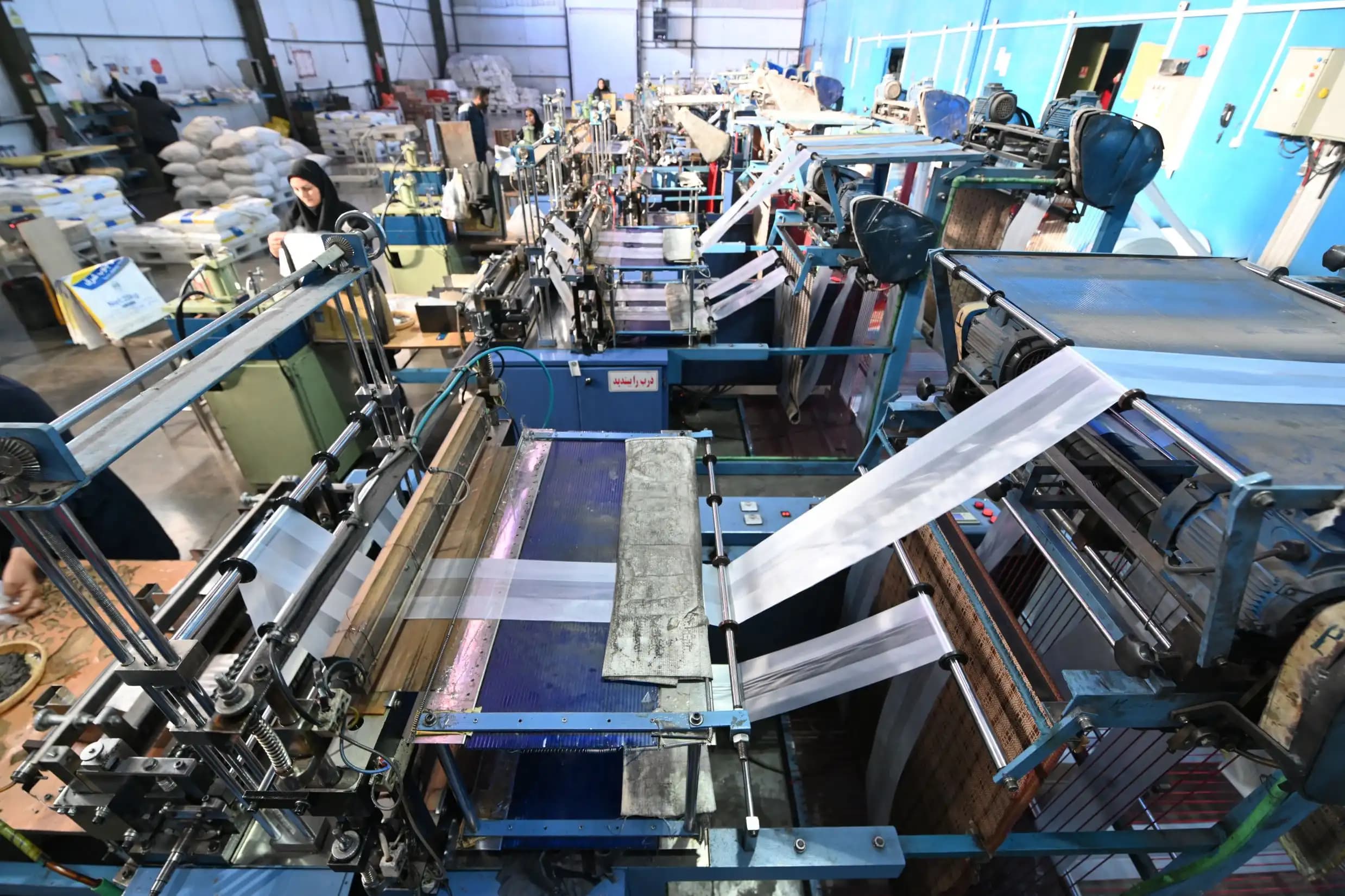 بخش دیگری از خط تولید کرمان نایلون